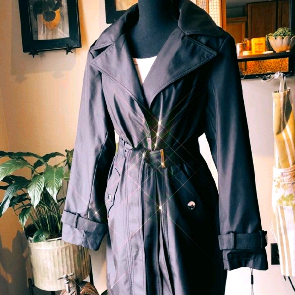 NWT Calvin Klein black trench coat with hood
